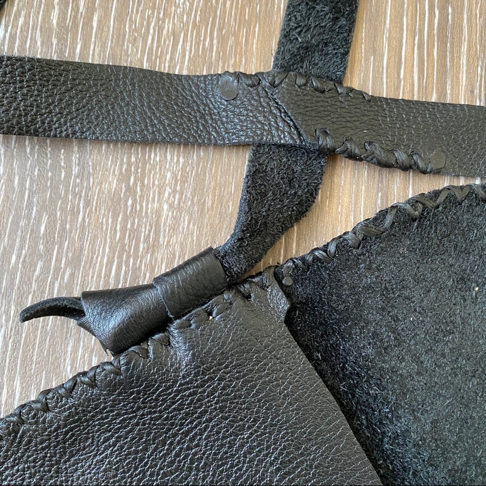 LEATHER Crossbody Sling Hand Made Black Purse Bag - Picture 4 of 7
